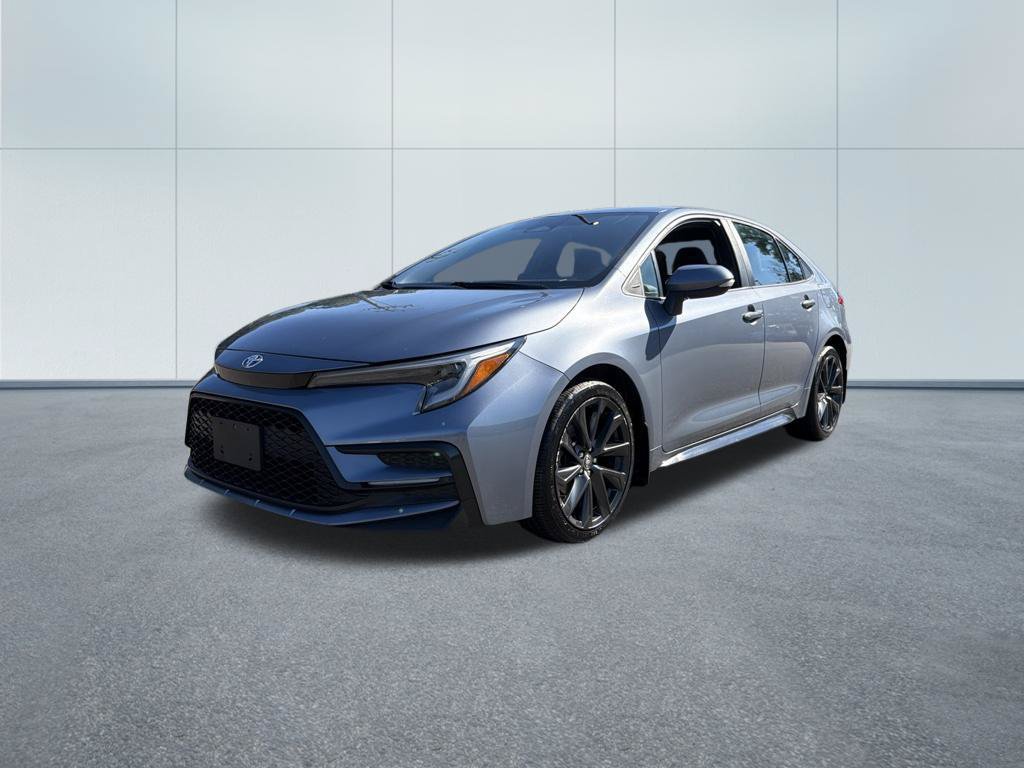 Used 2023 Toyota Corolla SE FWD image 2
