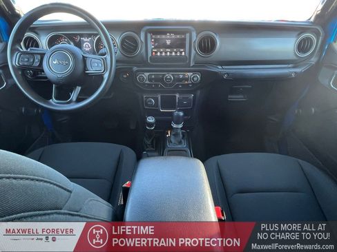Used 2022 Jeep Gladiator Sport image 20
