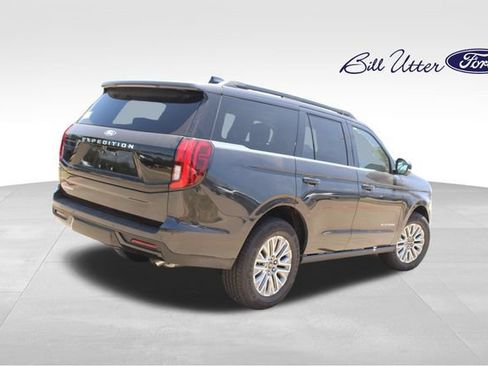 New 2027 Ford Expedition Platinum w/ Driver's Package RWD image 3