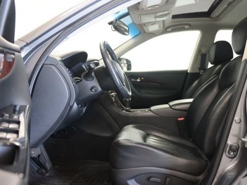 Used 2017 INFINITI QX50 AWD w/ Premium Plus Package image 17