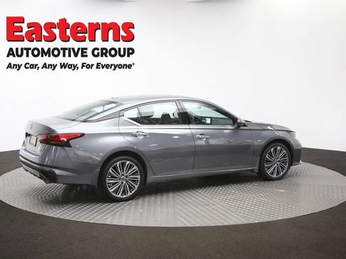 Used 2023 Nissan Altima 2.5 SL AWD/4WD image 35