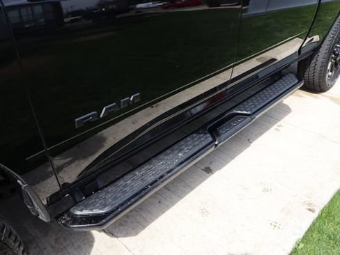 Used 2024 RAM 2500 Big Horn w/ Night Edition AWD/4WD image 35