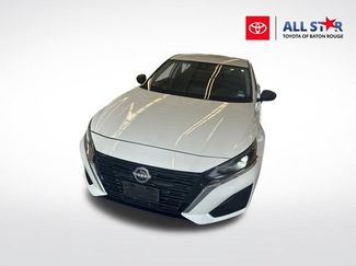 Used 2025 Nissan Altima 2.5 SV FWD video 1