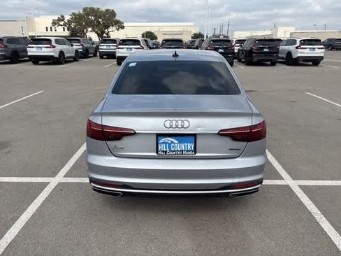 Used 2022 Audi A4 2.0T Premium w/ Convenience Package image 4