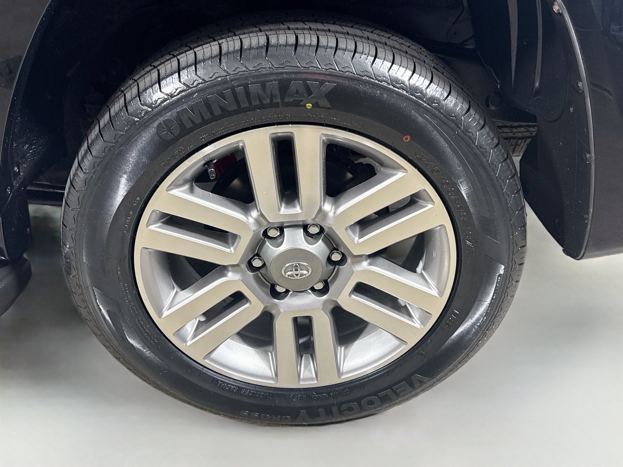 Used 2012 Toyota 4Runner Limited AWD/4WD image 31