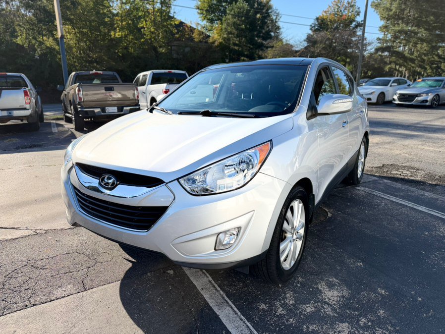 Used 2012 Hyundai Tucson Limited w/ Premium Pkg AWD/4WD image 9