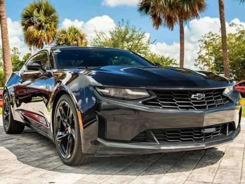 Used 2023 Chevrolet Camaro LT RWD image 1