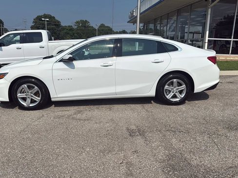 Used 2023 Chevrolet Malibu LS w/ Driver Confidence Package FWD image 9