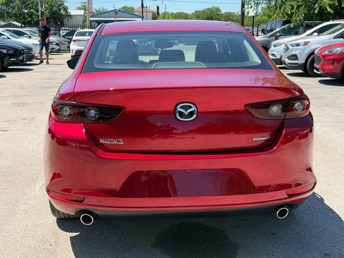 Used 2023 MAZDA MAZDA3 s FWD image 10