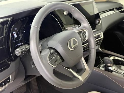 Used 2023 Lexus RX 350 FWD image 19