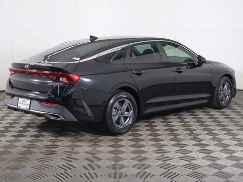 Used 2021 Kia K5 LX FWD image 8