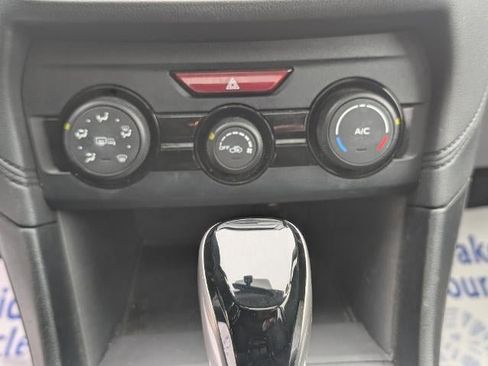 Used 2019 Subaru Crosstrek 2.0i Premium AWD/4WD image 16