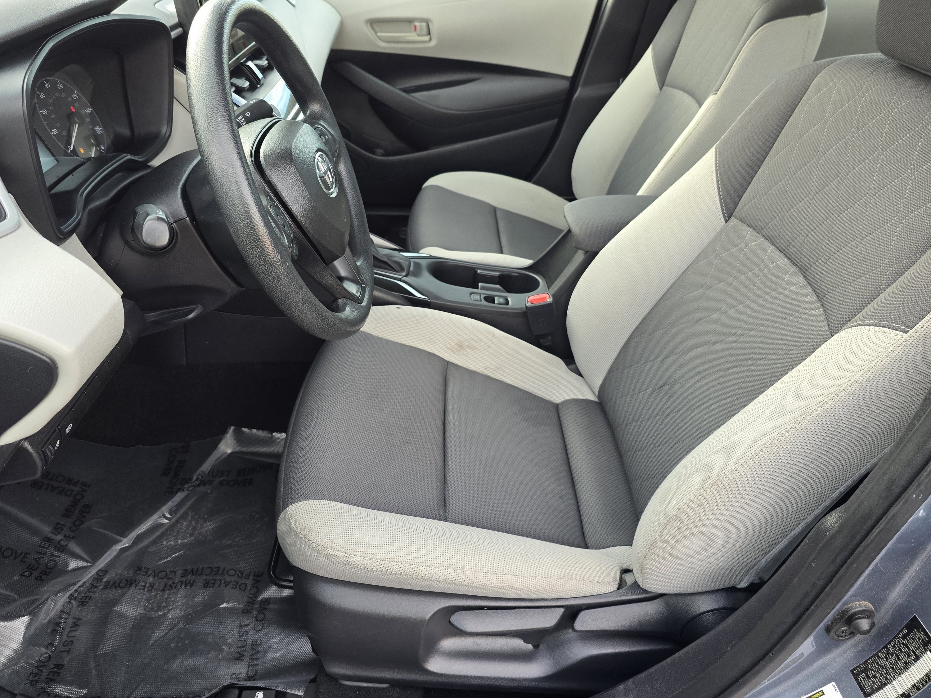 Used 2025 Toyota Corolla LE FWD image 30