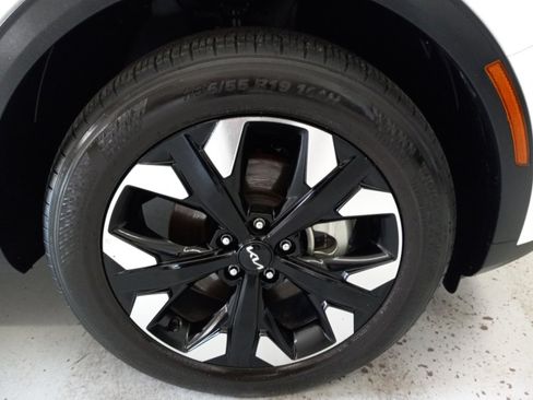 Certified 2023 Kia Sportage X-Line w/ X-Line Premium Package AWD/4WD image 4