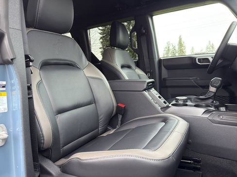 New 2025 Ford Bronco Outer Banks image 35