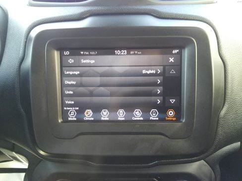 Used 2020 Jeep Renegade Altitude image 27