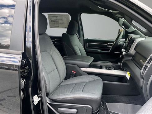 New 2026 RAM 1500 Big Horn AWD/4WD image 9