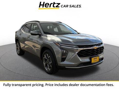 Used 2025 Chevrolet Trax LT w/ LT Convenience Package FWD image 1
