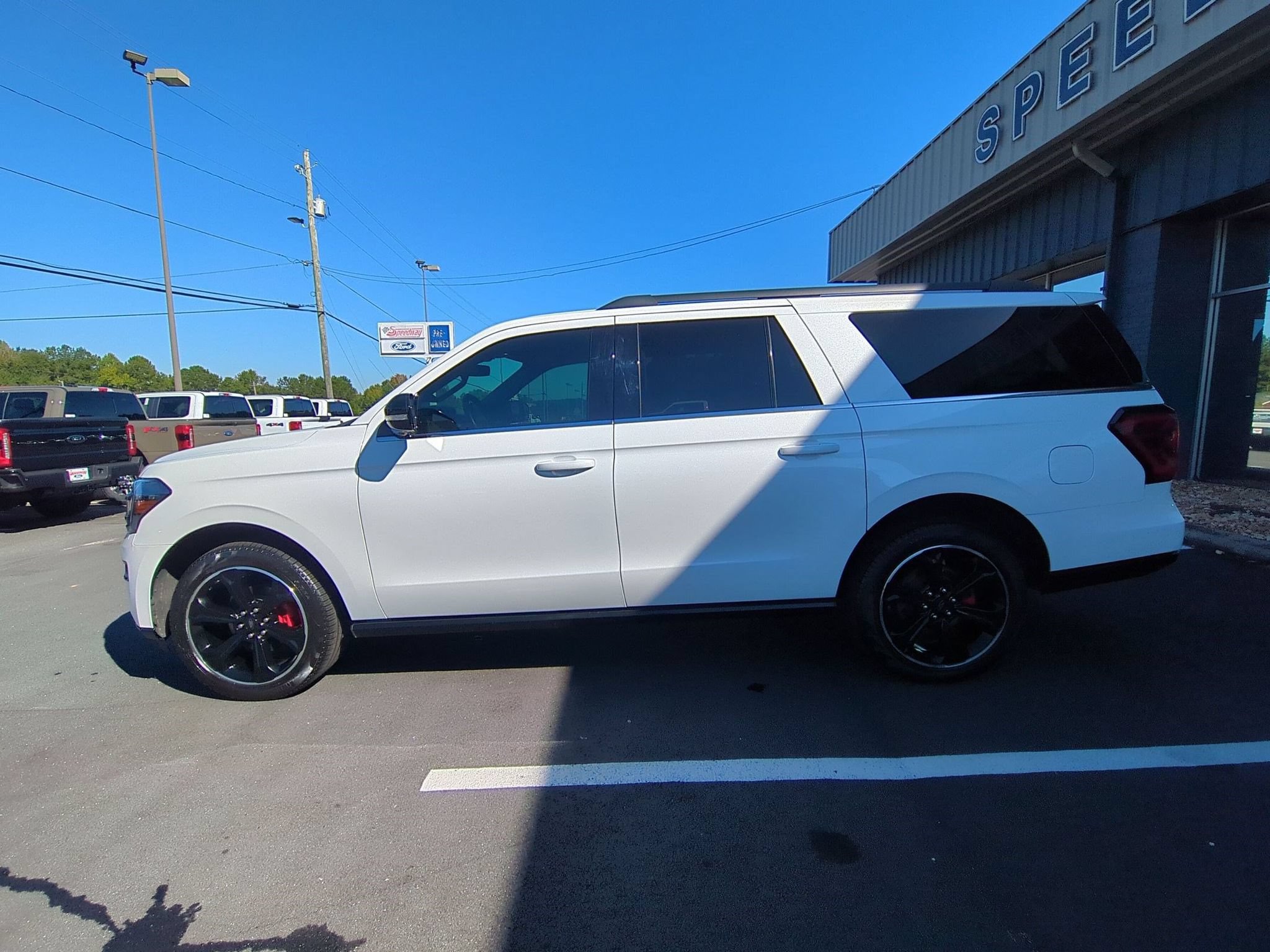 Certified 2024 Ford Expedition Max Limited RWD image 10