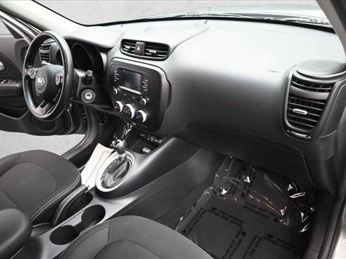 Used 2017 Kia Soul w/ Convenience Package FWD image 27
