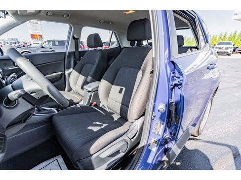 Used 2024 Hyundai Venue SE image 8