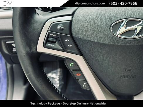 Used 2014 Hyundai Veloster w/ Technology Package 03 FWD image 27