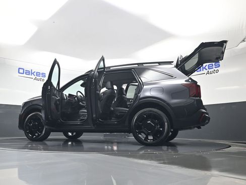 Certified 2025 Kia Sorento X-Line EX AWD/4WD image 54
