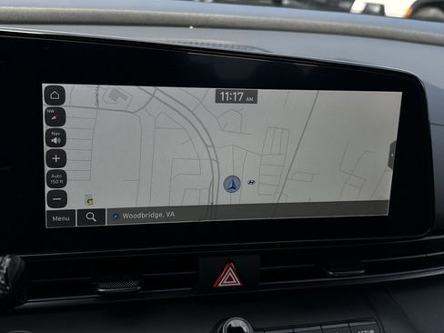 Used 2025 Hyundai Elantra SEL FWD image 20