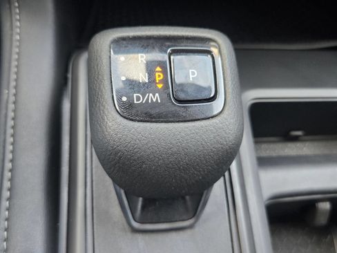 Used 2024 Nissan Pathfinder S FWD image 22