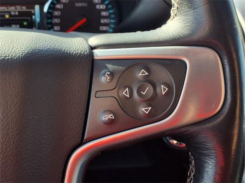 Used 2018 GMC Yukon SLT w/ Premium Edition image 13