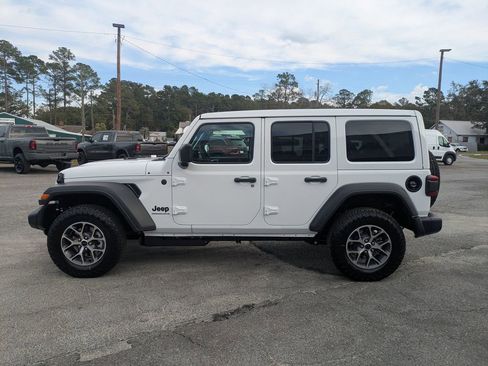 New 2026 Jeep Wrangler Unlimited Sport AWD/4WD image 8