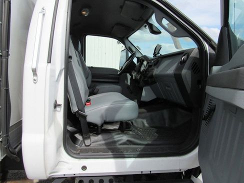 Used 2022 Ford F650 2WD Regular Cab Super Duty image 12