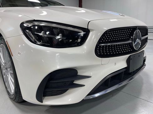 Used 2022 Mercedes-Benz E 350 4MATIC Sedan image 11