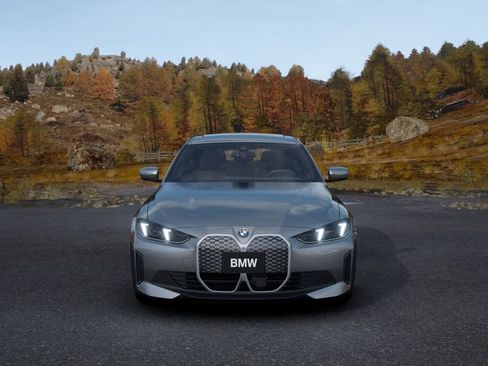 New 2026 BMW i4 eDrive40 image 30