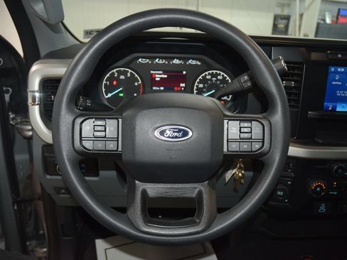Used 2024 Ford F600 4x4 Regular Cab Super Duty w/ XLT Value Package image 24