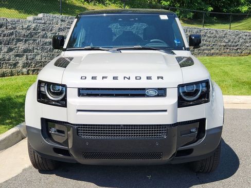 New 2026 Land Rover Defender 110 S AWD/4WD image 8