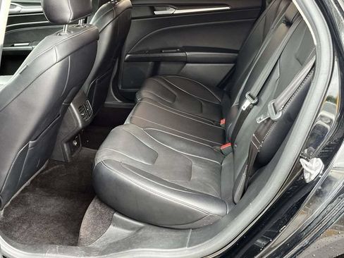 Used 2017 Ford Fusion Titanium FWD image 15