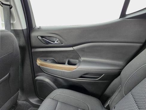 Used 2023 GMC Acadia SLE w/ Driver Convenience Package image 15