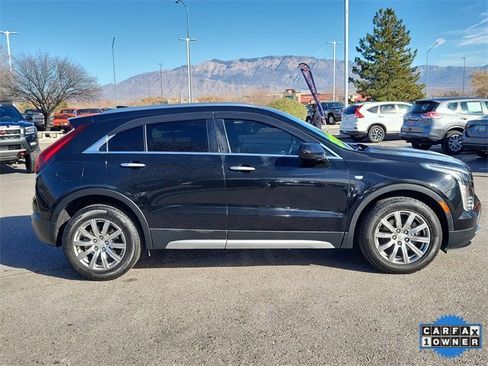 Used 2019 Cadillac XT4 Premium Luxury image 3