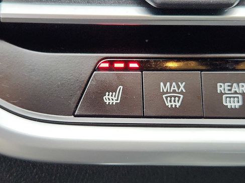 Certified 2023 BMW X6 xDrive40i w/ M Sport Package image 24