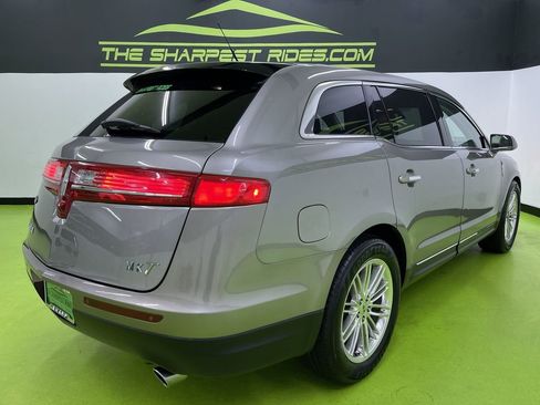 Used 2017 Lincoln MKT AWD w/ Technology Package image 10