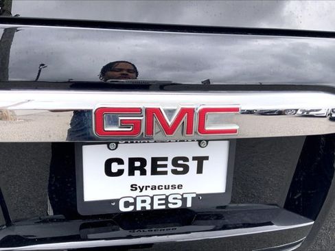 Used 2017 GMC Yukon XL Denali w/ Open Road Package AWD/4WD image 32