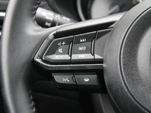 Used 2025 MAZDA CX-5 AWD 2.5 S w/ Preferred Package image 17