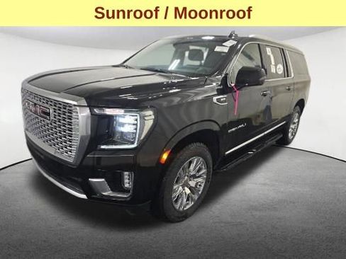 Used 2024 GMC Yukon XL Denali w/ Max Trailering Package image 4