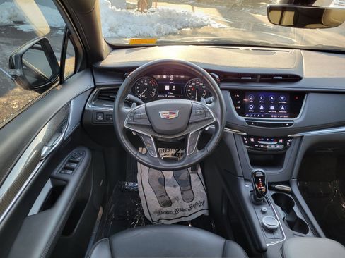 Used 2022 Cadillac XT5 Sportv w/ Technology Package image 11