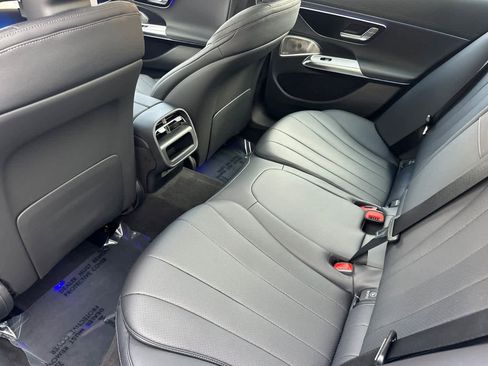 New 2025 Mercedes-Benz E 350 Sedan image 8
