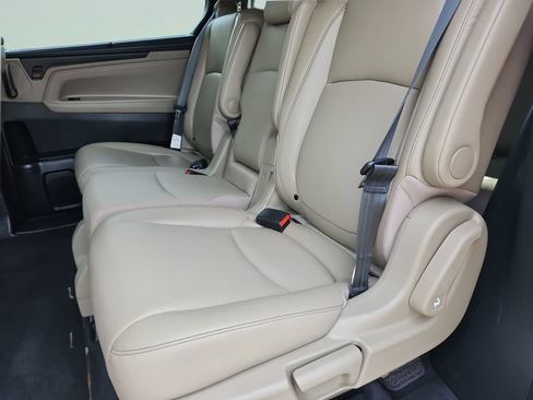 Certified 2023 Honda Odyssey Touring image 20