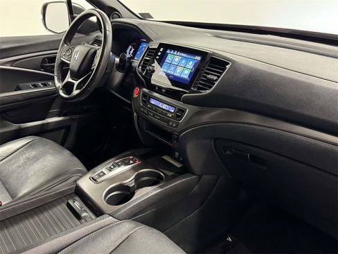 Used 2023 Honda Passport EX-L image 10