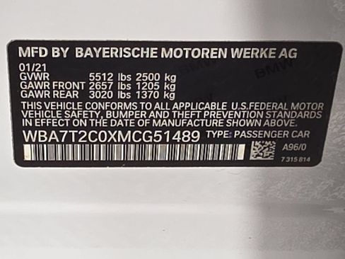 Used 2021 BMW 740i w/ M Sport Package RWD image 47