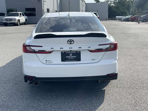Used 2025 Toyota Camry SE w/ Multimedia Upgrade Package FWD image 6